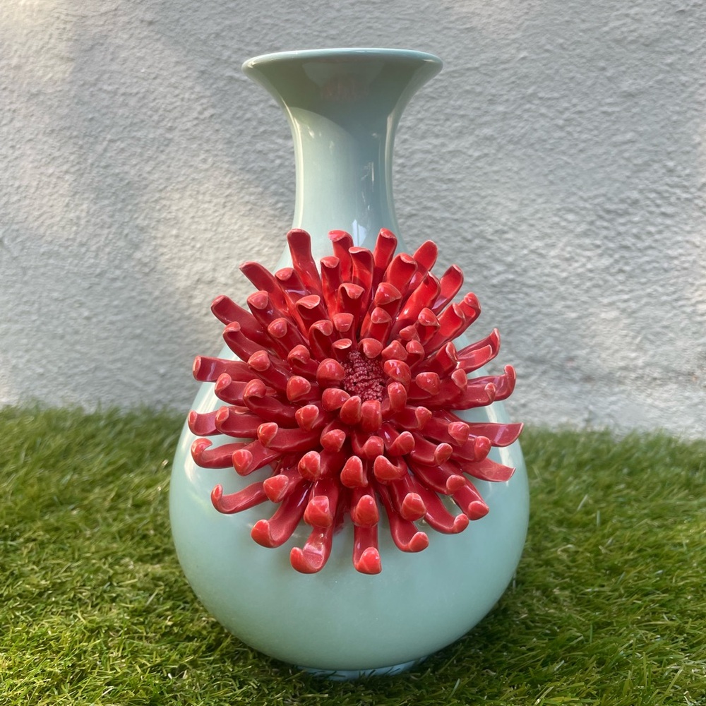 Anthropologie Chrysanthemum Mint and Coral Vase | NWT